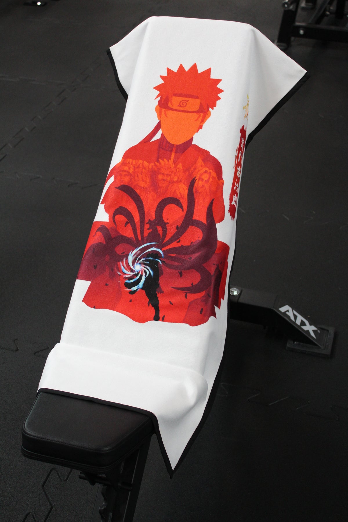 Naruto Towel rote Variante Nahaufnahme